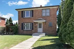 10111 W Cleveland Ave, West Allis, WI 53227 - Photo 1