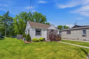 206 W 2nd St, Oconomowoc, WI 53066 - Photo 1
