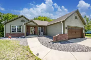 W195S8654 Plum Creek Blvd, Muskego, WI 53150 - Photo 1