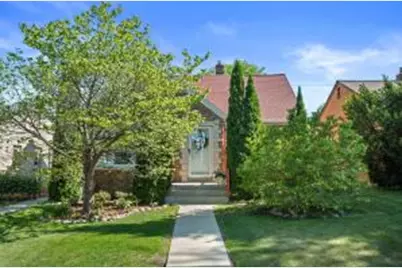 3321 W Oklahoma Ave, Milwaukee, WI 53215 - Photo 1