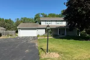 W242S6272 Elder Ayre Dr, Waukesha, WI 53189 - Photo 1