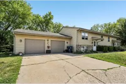 W233N6045  Teakwood Ct #W233N6043, Sussex, WI 53089 - Photo 1