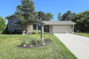 N111W16302 Catskill Ln, Germantown, WI 53022 - Photo 1