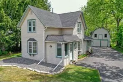 590  North Ave, Hartland, WI 53029 - Photo 1