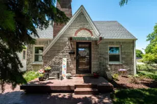 1309 S 91st St, West Allis, WI 53214 - Photo 1