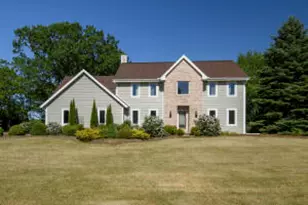 1333 N Riverline Dr, Oconomowoc, WI 53066 - Photo 1
