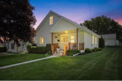 721 W Larabee St, Port Washington, WI 53074 - Photo 1