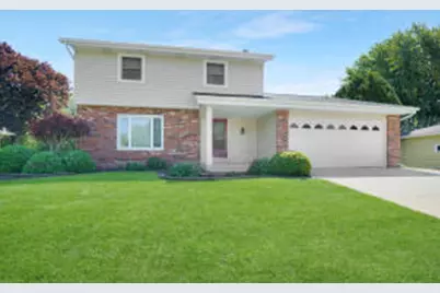 524  Birch Ln, Hartford, WI 53027 - Photo 1