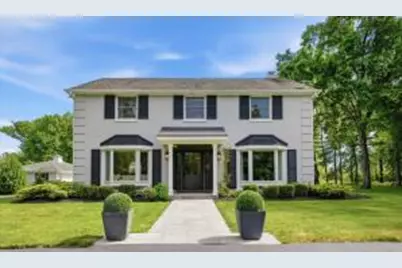 9431 W Hawthorne Rd, Mequon, WI 53097 - Photo 1