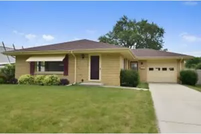 925  Virginia St, Racine, WI 53405 - Photo 1