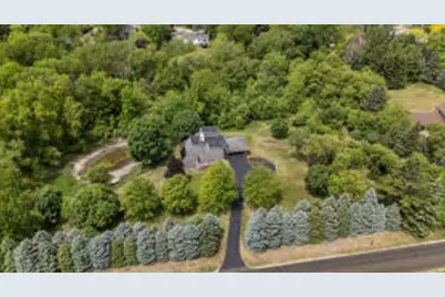 2953  Kettle Moraine Rd, Hartford, WI 53027 - Photo 1