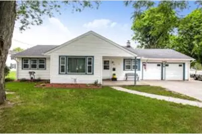 321 N Dewey Ave, Jefferson, WI 53549 - Photo 1
