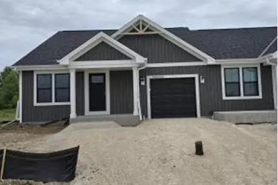 W219N16393  Jasmine Ct, Jackson, WI 53037 - Photo 1