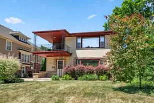 6822 W Wells St, Wauwatosa, WI 53213 - Photo 1