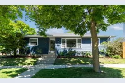 4554 S Vermont Ave, Saint Francis, WI 53235 - Photo 1