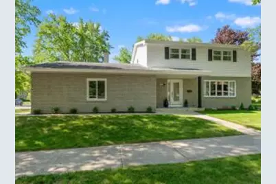 3107  Cherokee Dr, Sheboygan, WI 53083 - Photo 1