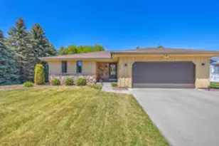 1124 Sommer Dr, Sheboygan, WI 53081 - Photo 1