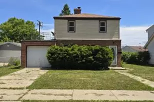 9251 W Swan Cir, Milwaukee, WI 53225 - Photo 1