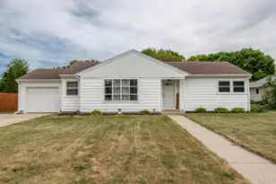 707 N Moreland Blvd, Waukesha, WI 53188 - Photo 1
