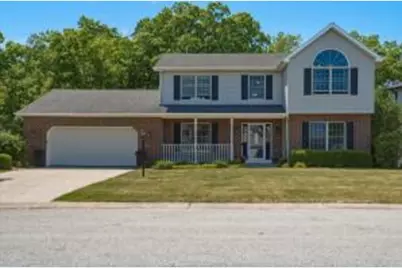 8125  Doe Glen Ct, Racine, WI 53406 - Photo 1