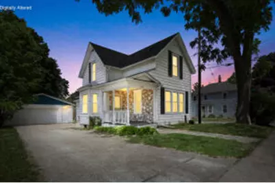 547  Forest St, Hartford, WI 53027 - Photo 1