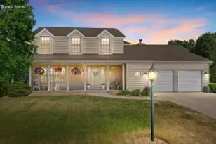 503 Fairview Cir, Racine, WI 53185 - Photo 1