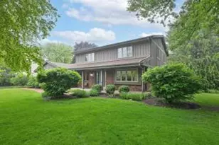 1 Cherrywood Ct, Racine, WI 53402 - Photo 1
