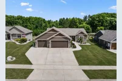 220  Silver Fox Dr, Kewaskum, WI 53040 - Photo 1