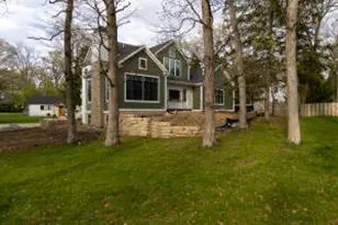 327 Church Dr, Fontana, WI 53125 - Photo 1