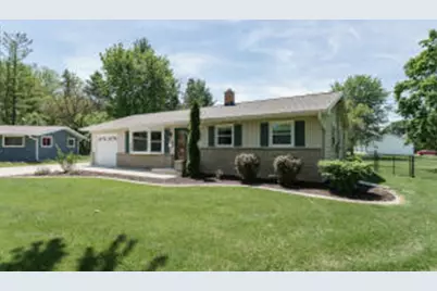 205  Marguerite Ct, Mayville, WI 53050 - Photo 1