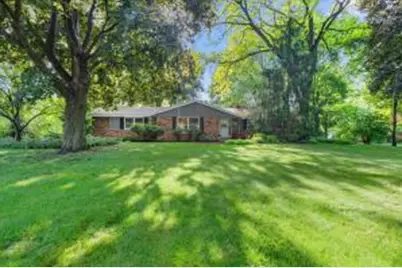 W225N247  Lexington Dr, Pewaukee, WI 53186 - Photo 1