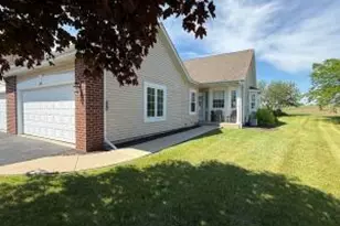 1063 Niagara Ln, Port Washington, WI 53074 - Photo 1