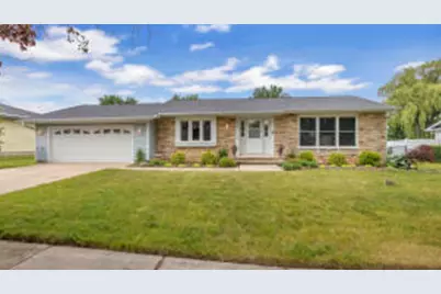 908  Meadow Ln, Fond du Lac, WI 54935 - Photo 1
