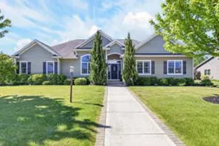 2707 Rolling Meadows Dr, Sheboygan, WI 53083 - Photo 1