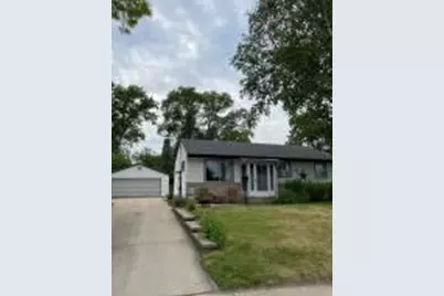 763  10th Ave, Grafton, WI 53024 - Photo 1