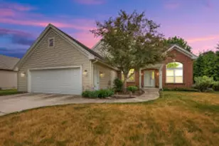 2905 Tanglewood Dr, Waukesha, WI 53189 - Photo 1