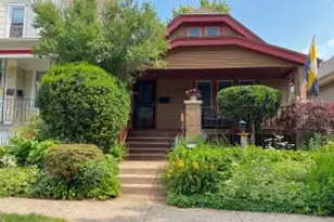 3218 N Newhall St, Milwaukee, WI 53211 - Photo 1