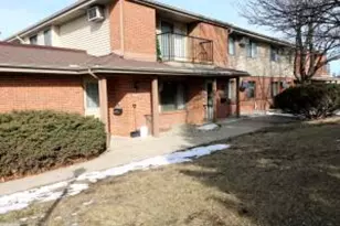4571 S Green Ridge Cir, Greenfield, WI 53220 - Photo 1