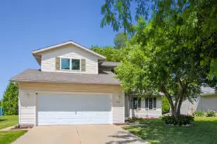 1551 Woodruff Way, Hartford, WI 53027 - Photo 1
