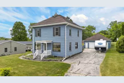 206  Lake St, Cascade, WI 53011 - Photo 1