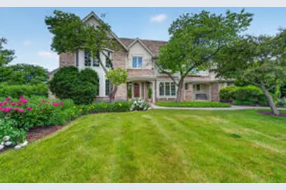 10504 N Haddonstone Pl, Mequon, WI 53092 - Photo 1