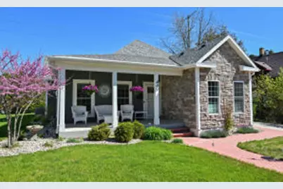 440 W Chestnut St, Port Washington, WI 53074 - Photo 1