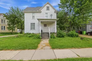 108 Prospect Ave, Beaver Dam, WI 53916 - Photo 1