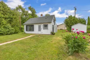 618 Pinehurst Ct, Sheboygan Falls, WI 53085 - Photo 1
