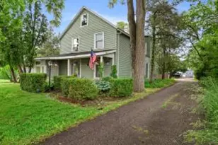 320 Curtis St, Lake Geneva, WI 53147 - Photo 1