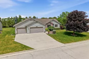 1210 Foxglove Ln, Sheboygan Falls, WI 53085 - Photo 1
