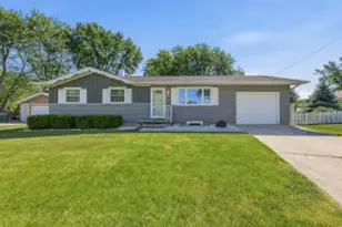 56 Pioneer Ct, Fond du Lac, WI 54935 - Photo 1