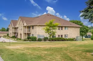 4835 Easy St, Delafield, WI 53029 - Photo 1