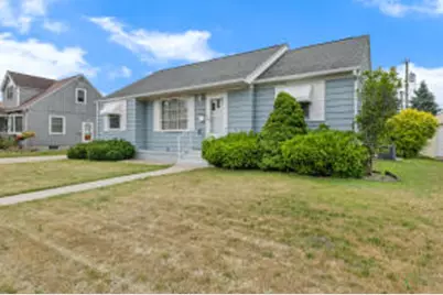 1908  23rd St, La Crosse, WI 54601 - Photo 1