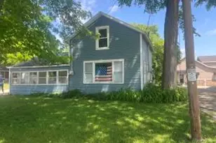 526 E Milwaukee St, Whitewater, WI 53190 - Photo 1
